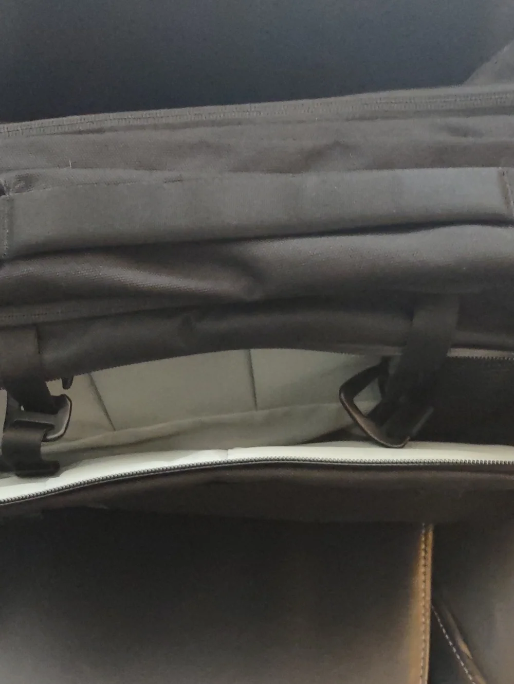 Timbuk2 expandable backpack